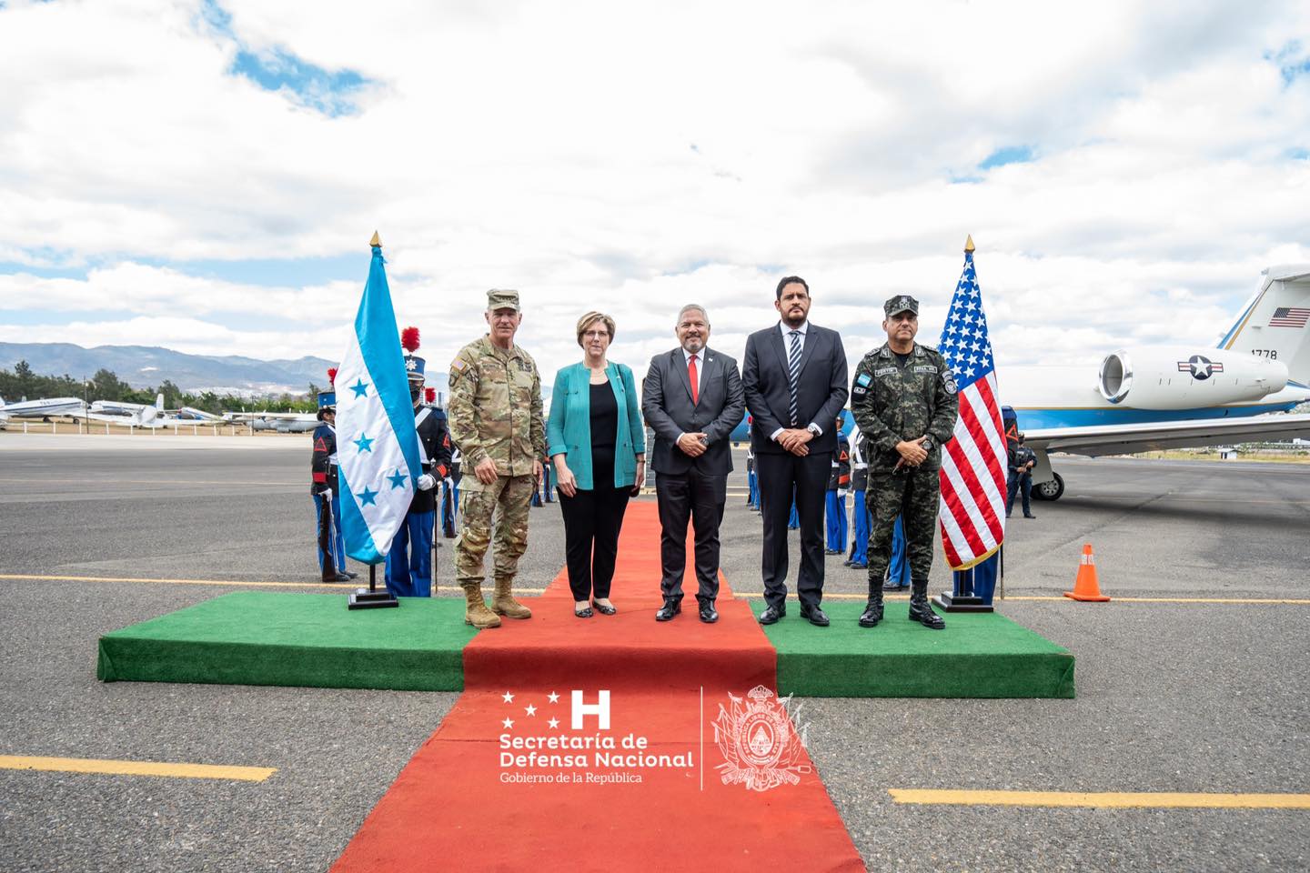 Fuerza aerea Hondureña recibe apoyo de Estados Unidos