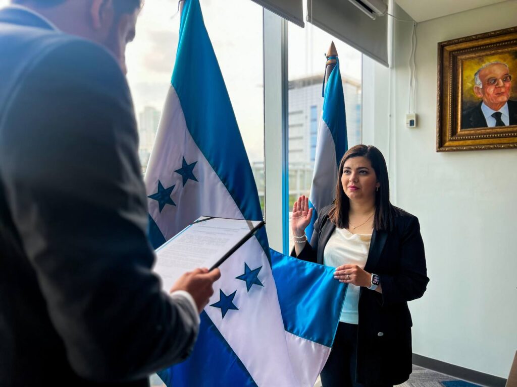 SEDENA juramenta a su nueva secretaria General