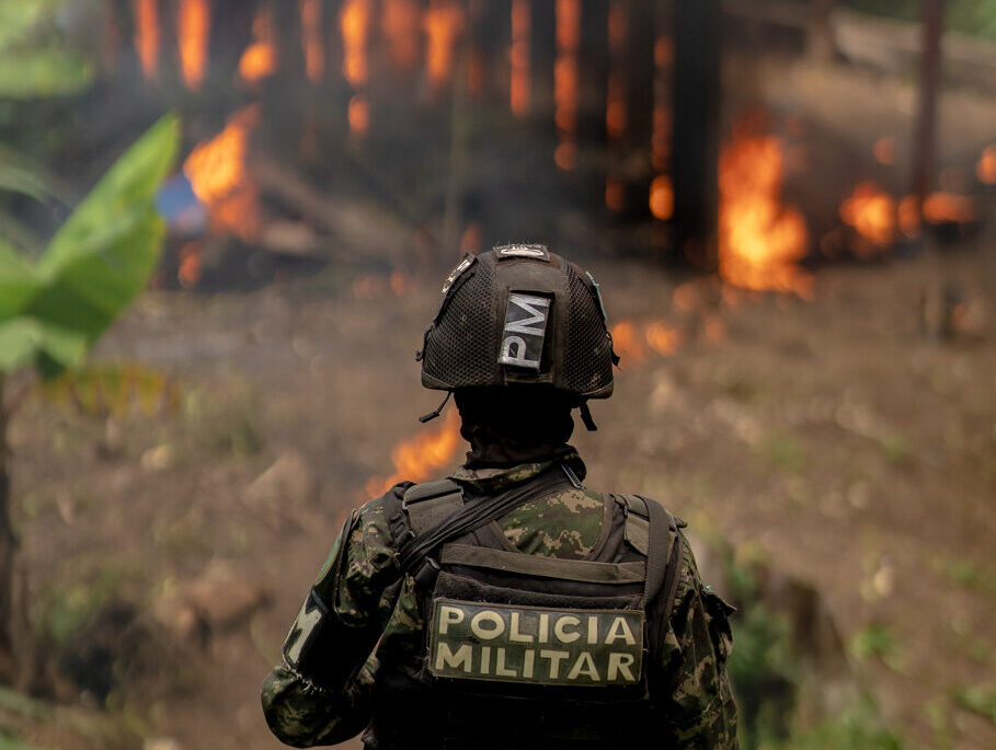 Firmes Contra el Narcotrafico